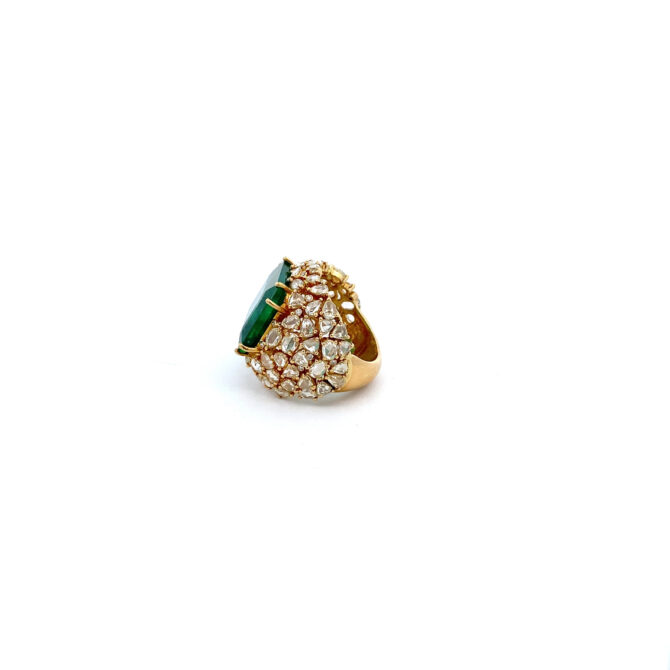 100 DM 18 Diamond Emerald Gold Ring