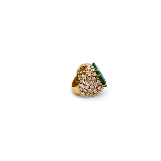100 DM 18 Diamond Emerald Gold Ring