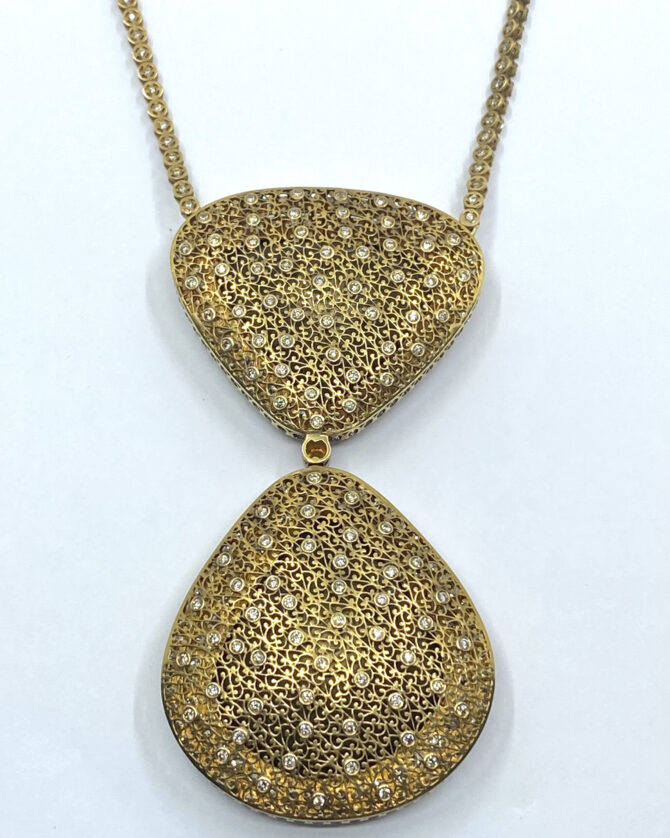 1026 Taj 22 Diamond Gold Necklace