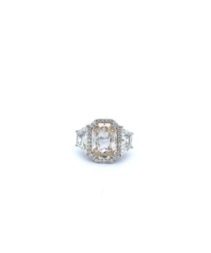 228 DM 18 Diamond Small Diamond Gold Ring