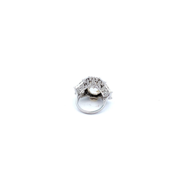 228 DM 18 Diamond Small Diamond Gold Ring